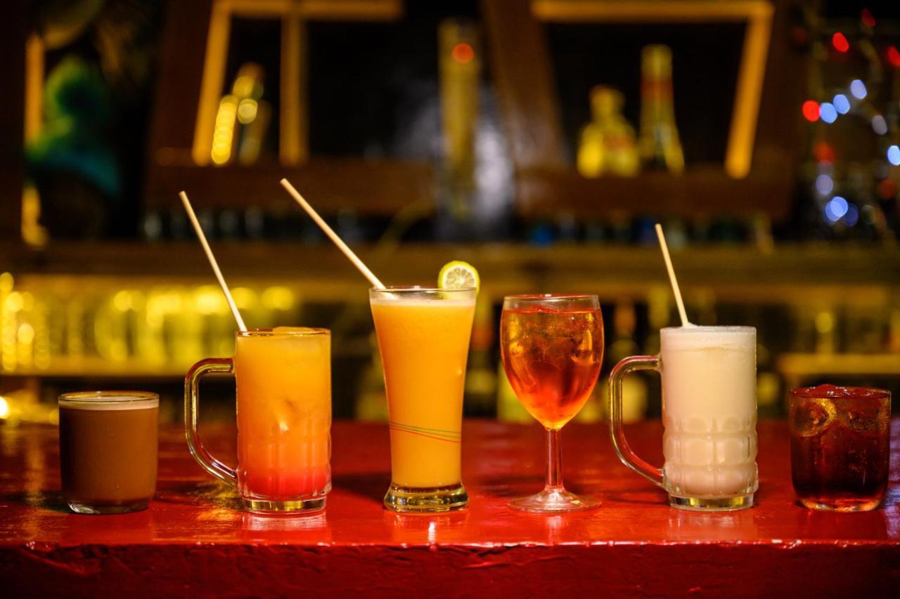 Lover View Pool Bar & Bungalows Ngwesaung Bagian luar foto
